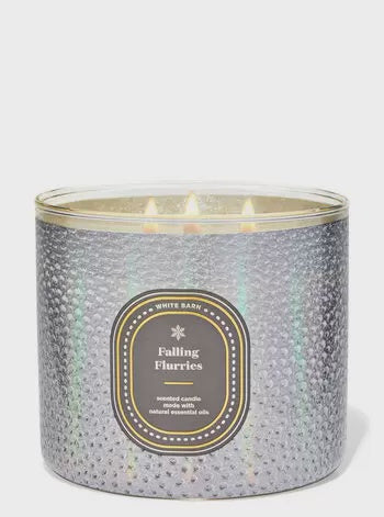 Bath & Body 3 Wick Candle, Falling Flurries