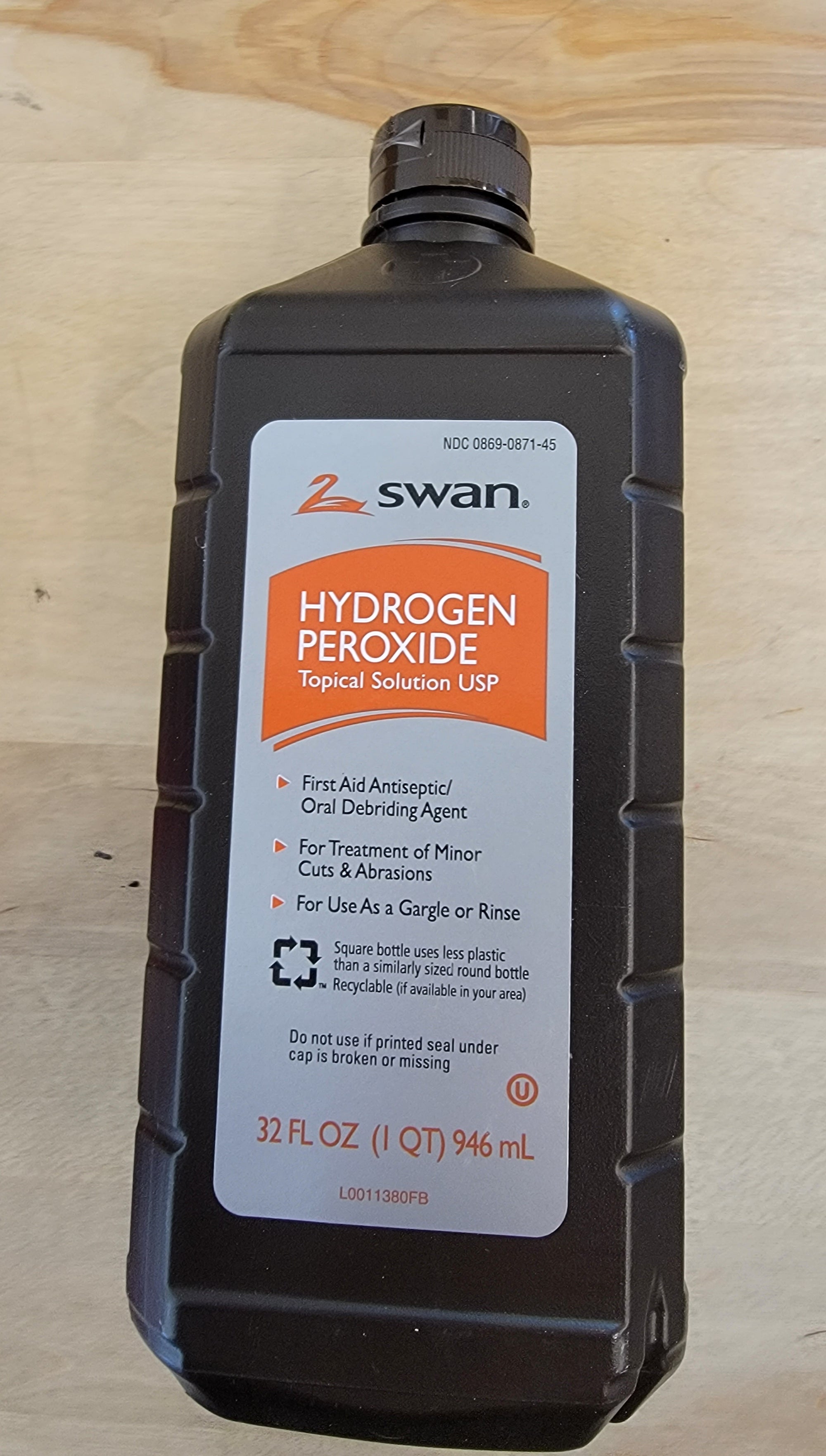 Swan Hydrogen Peroxide 32 oz